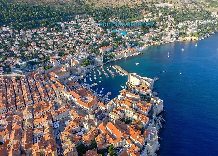 דירה Luxury Bonbon Next To Banje And Old Town, Great Location *