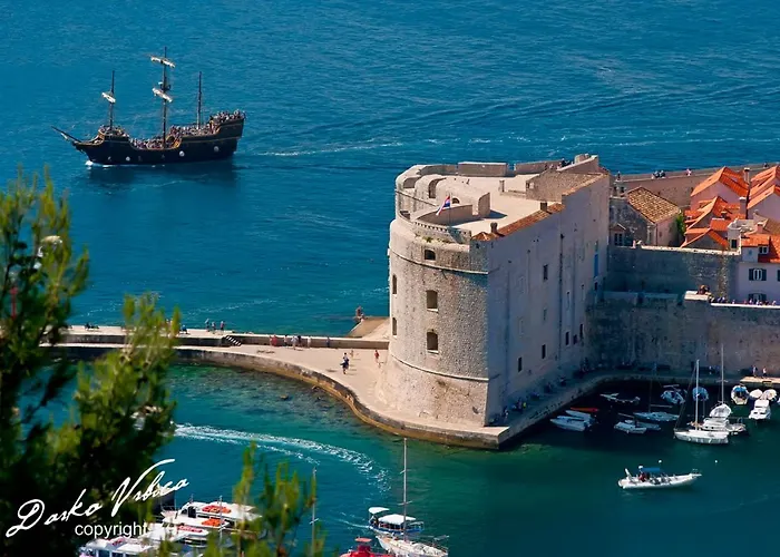 Luxury Bonbon Next To Banje And Old Town, Great Location * דוברובניק