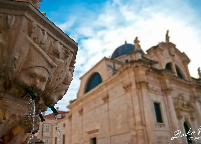 דירה Luxury Bonbon Next To Banje And Old Town, Great Location